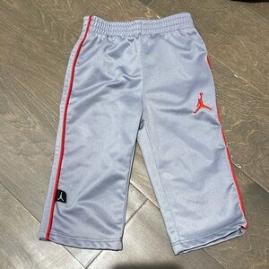 Puma pants 6-9 M
